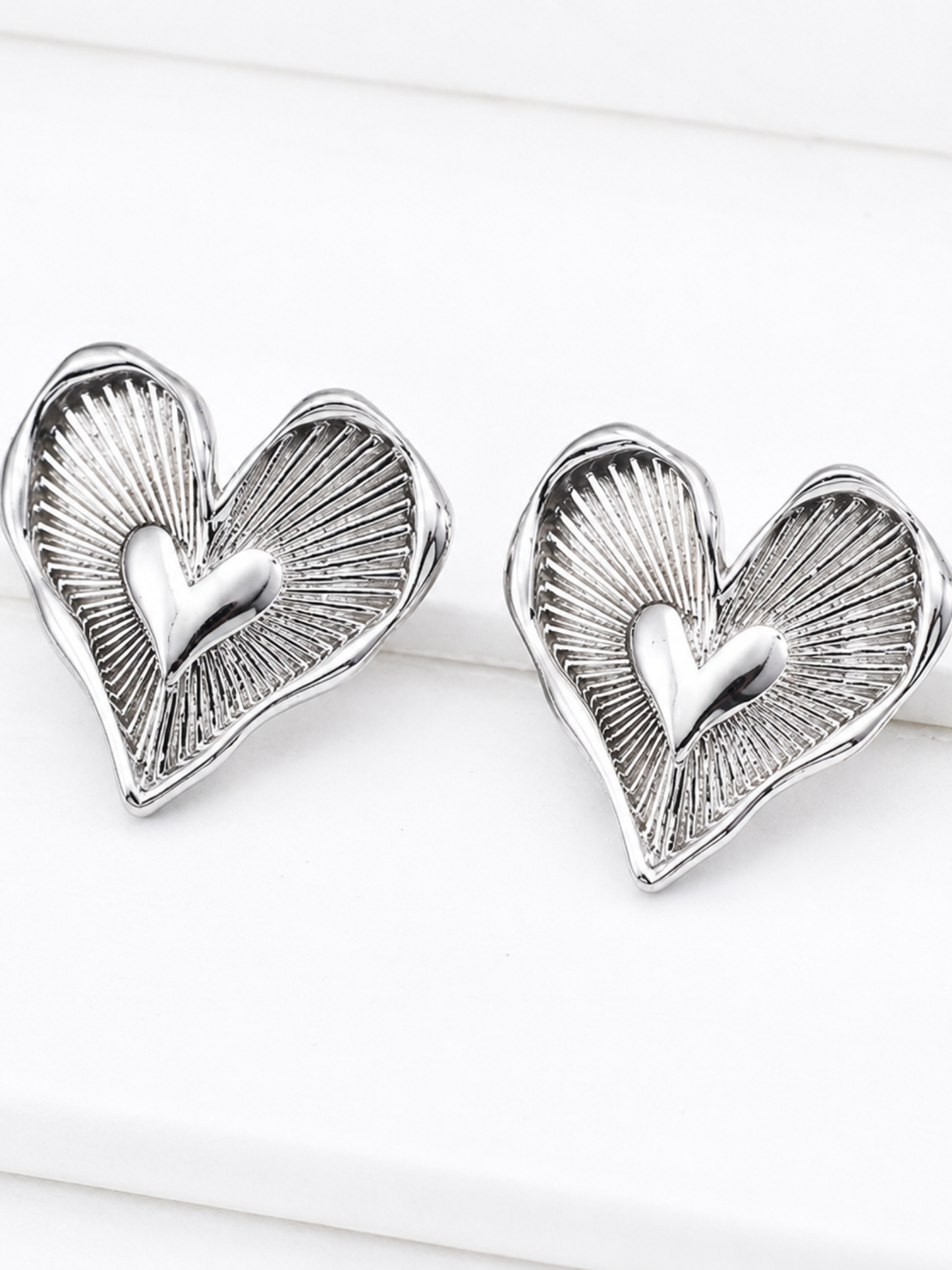 Hévara Lumière Heart Oorbellen(Zilver)E01287-1